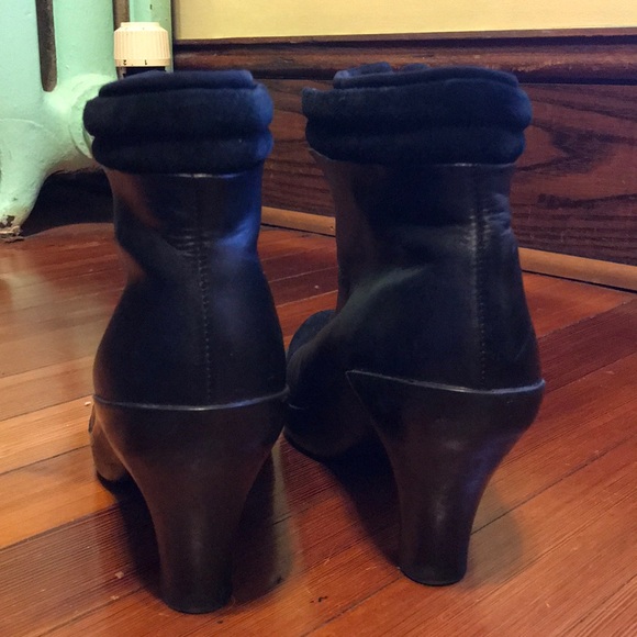 Camper | Shoes | Black Zip Up Camper Boots | Poshmark